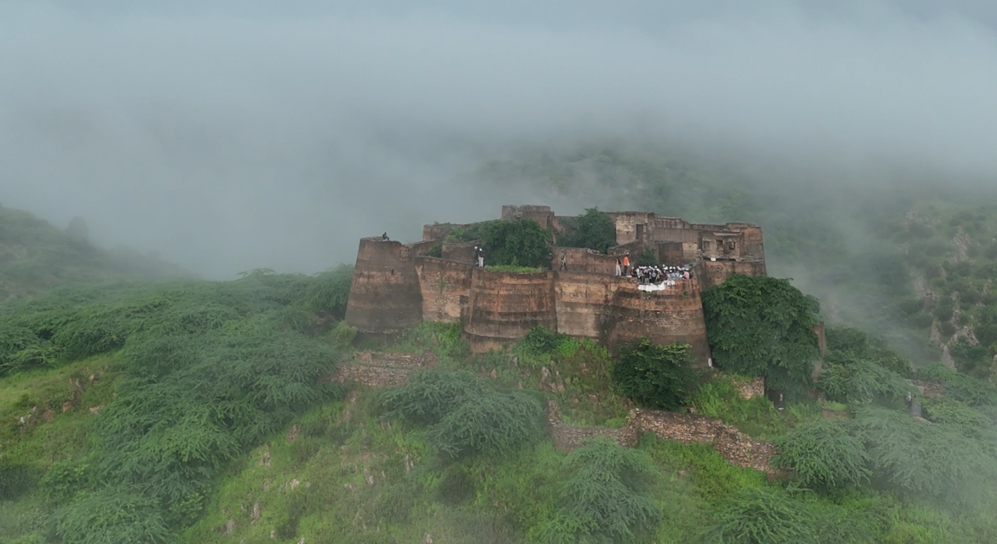 Achrol Fort Trek - With Arawali Range views  - Image 1