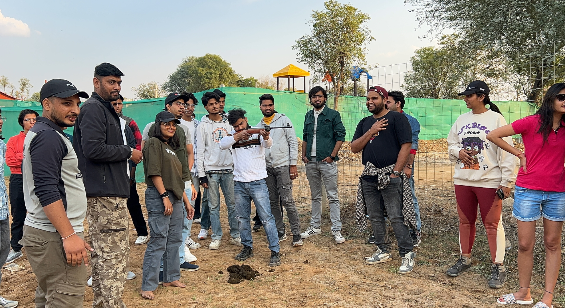 Night Camping In Jaipur With Open Air Cinema  - Image 3